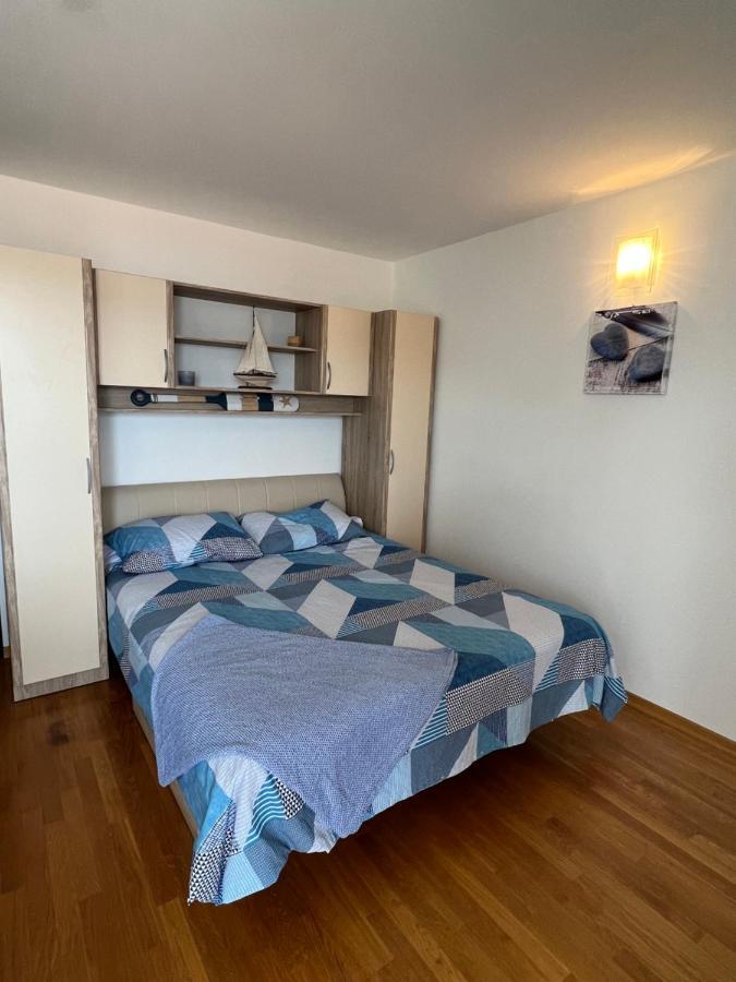 Apartman Center Omiš Buitenkant foto